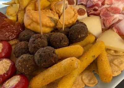 aperitivo con tagliere a pula
